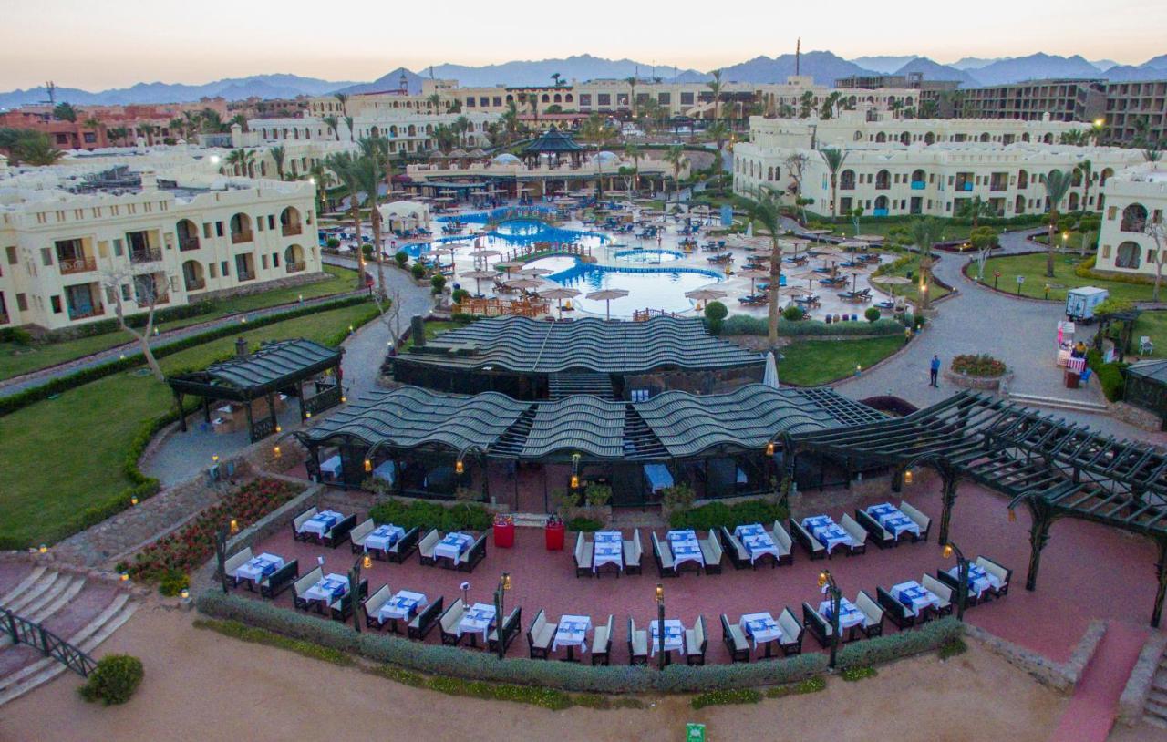 Charmillion Club Resort ชาร์มเอลชีค ภายนอก รูปภาพ Aerial view of the resort