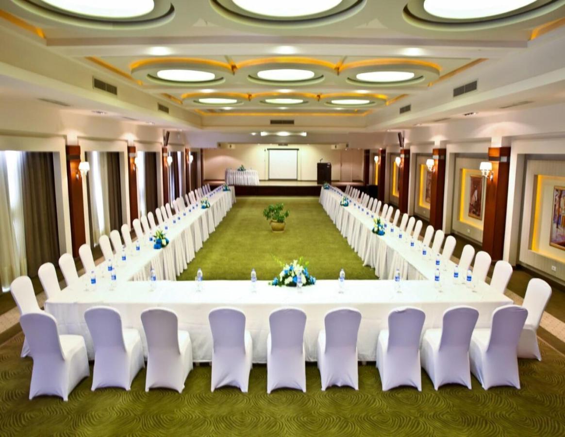 Charmillion Club Resort ชาร์มเอลชีค ภายนอก รูปภาพ U-shaped table layout