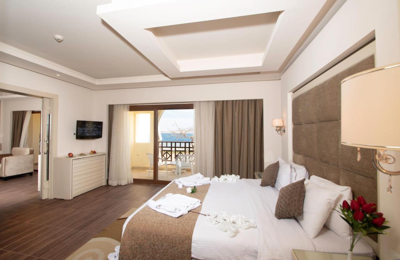 Charmillion Club Resort ชาร์มเอลชีค ภายนอก รูปภาพ A bedroom at the hotel