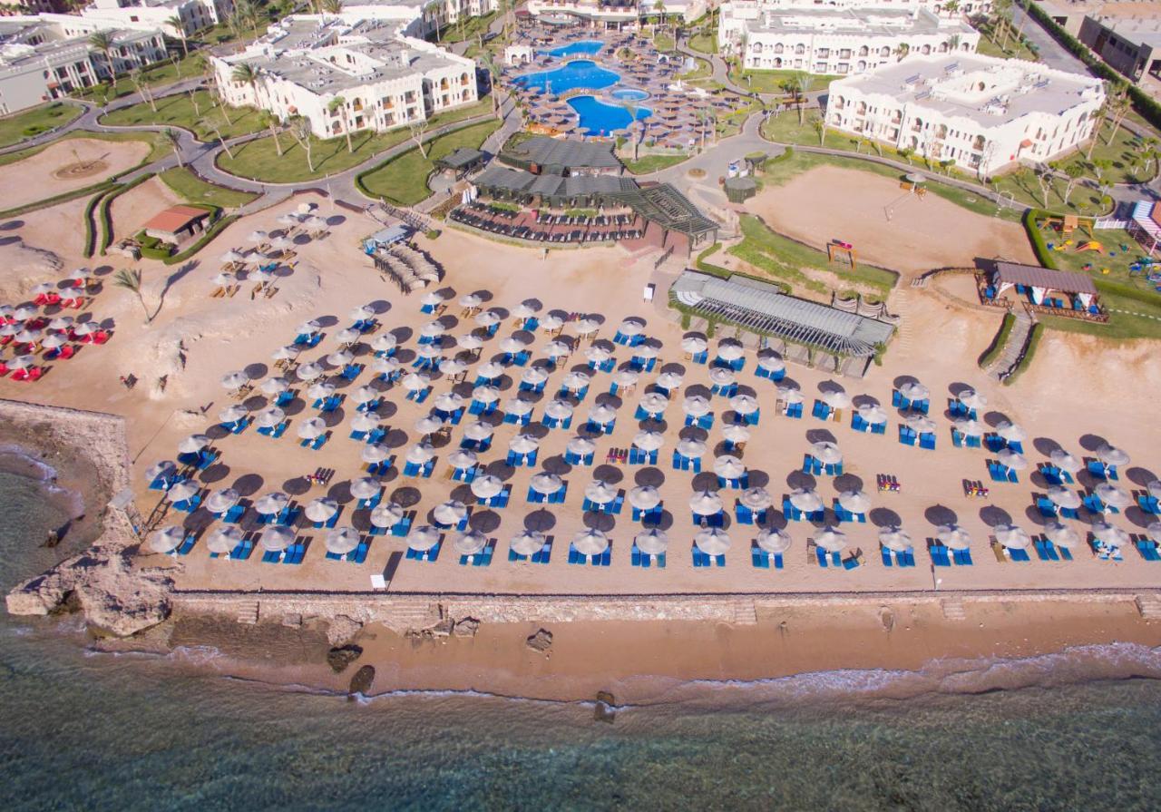 Charmillion Club Resort ชาร์มเอลชีค ภายนอก รูปภาพ Aerial view of the beach