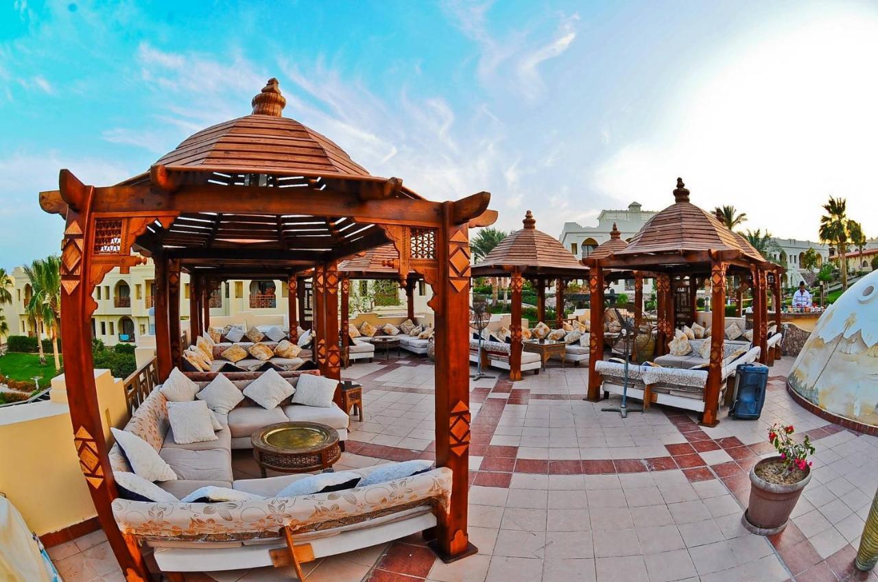 Charmillion Club Resort ชาร์มเอลชีค ภายนอก รูปภาพ The hotel's pool area